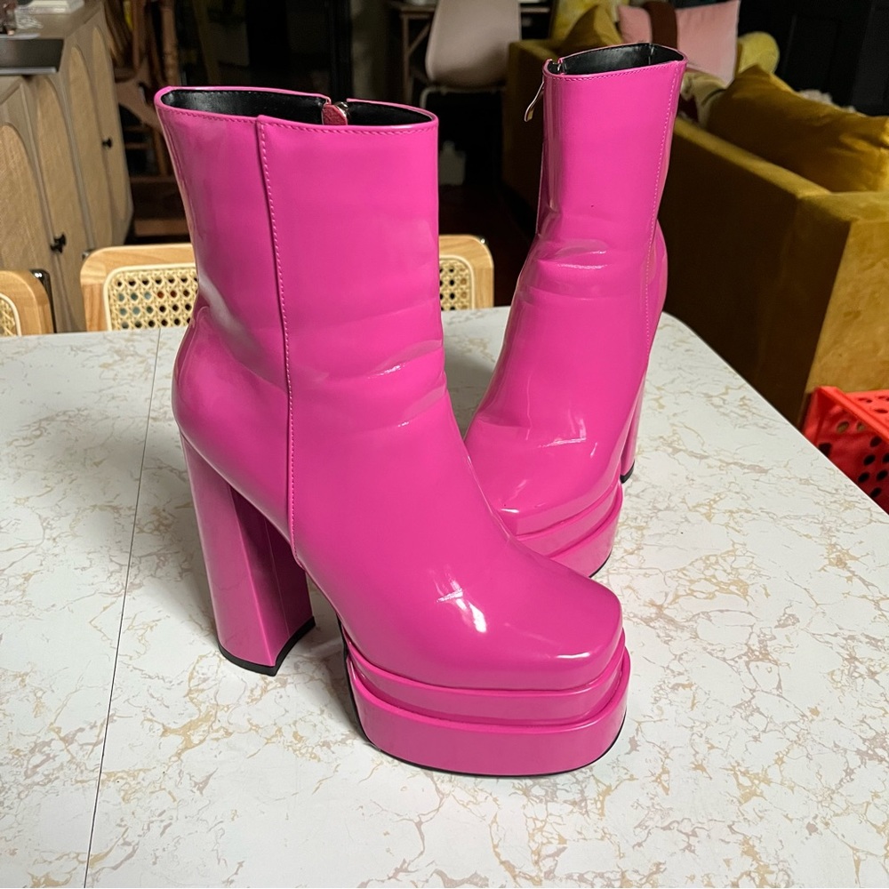 Azalea Wang Fuschia Pink Platform Boots
